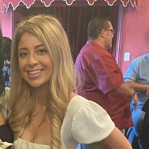 Meet your Posher, Nadia